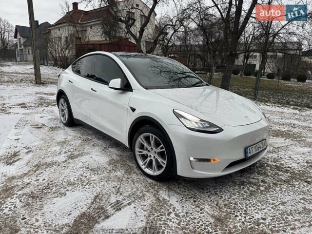 Белый Тесла Model Y, объемом двигателя 0 л и пробегом 60 тыс. км за 29900 $, фото 2 на Automoto.ua