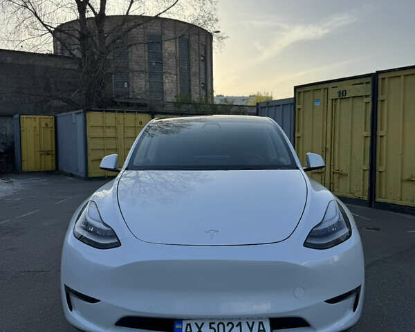 Белый Тесла Model Y, объемом двигателя 0 л и пробегом 57 тыс. км за 23500 $, фото 2 на Automoto.ua