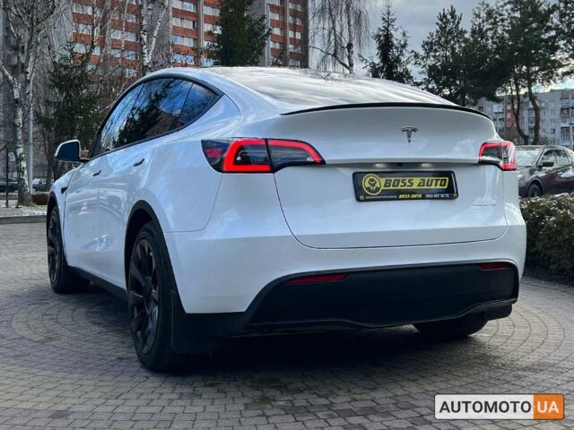Белый Тесла Model Y, объемом двигателя 82 л и пробегом 78 тыс. км за 26900 $, фото 4 на Automoto.ua