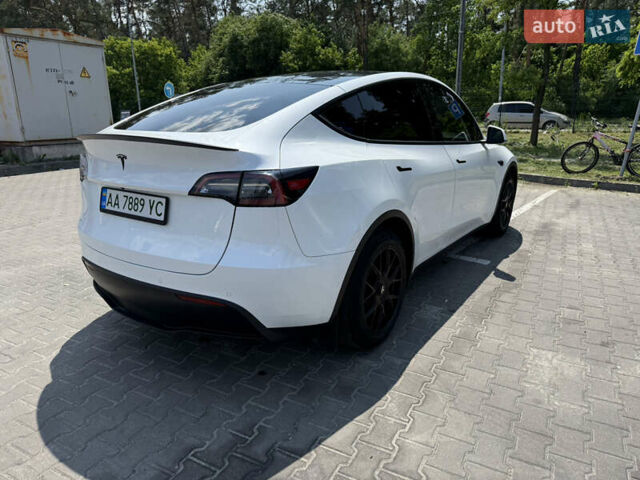 Белый Тесла Model Y, объемом двигателя 0 л и пробегом 106 тыс. км за 22800 $, фото 4 на Automoto.ua