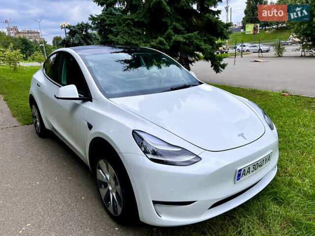Білий Тесла Model Y, об'ємом двигуна 0 л та пробігом 16 тис. км за 40500 $, фото 4 на Automoto.ua