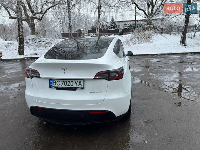 Білий Тесла Model Y, об'ємом двигуна 0 л та пробігом 88 тис. км за 24900 $, фото 4 на Automoto.ua