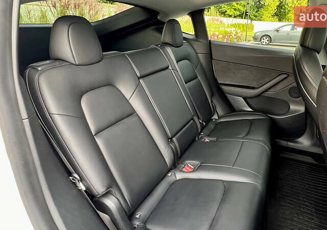 Тесла Model Y 2021 в Луцке на Automoto.ua Белый Тесла Model Y, объемом двигателя 0 л и пробегом 69 тыс. км за 22400 $, фото 19 на Automoto.ua