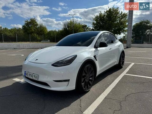 Белый Тесла Model Y, объемом двигателя 0 л и пробегом 87 тыс. км за 26999 $, фото 5 на Automoto.ua