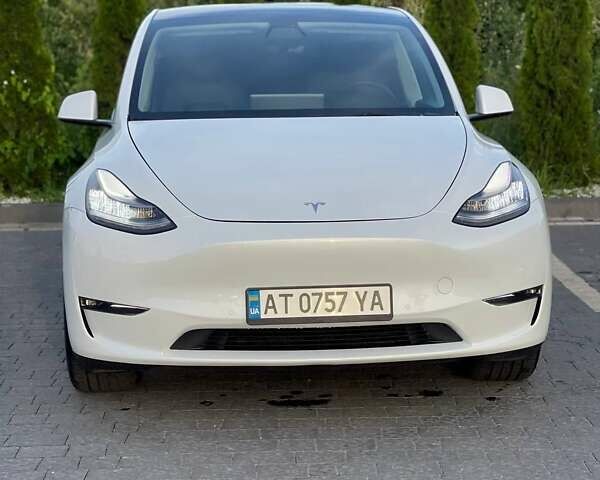 Белый Тесла Model Y, объемом двигателя 0 л и пробегом 16 тыс. км за 29900 $, фото 4 на Automoto.ua