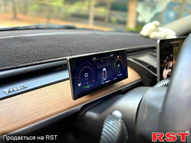 Білий Тесла Model Y, об'ємом двигуна 0 л та пробігом 0 тис. км за 21000 $, фото 3 на Automoto.ua