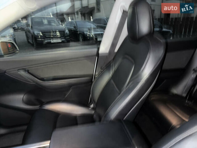 Белый Тесла Model Y, объемом двигателя 0 л и пробегом 128 тыс. км за 22600 $, фото 50 на Automoto.ua