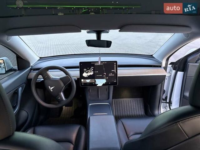 Белый Тесла Model Y, объемом двигателя 0 л и пробегом 84 тыс. км за 23700 $, фото 10 на Automoto.ua