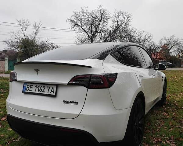 Белый Тесла Model Y, объемом двигателя 0 л и пробегом 59 тыс. км за 25999 $, фото 18 на Automoto.ua