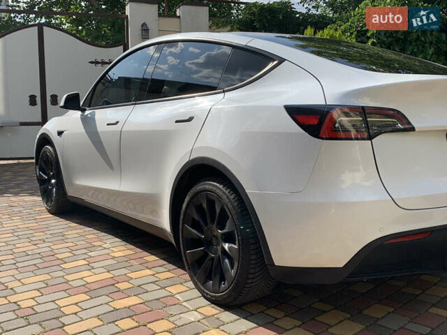 Белый Тесла Model Y, объемом двигателя 0 л и пробегом 52 тыс. км за 21900 $, фото 8 на Automoto.ua