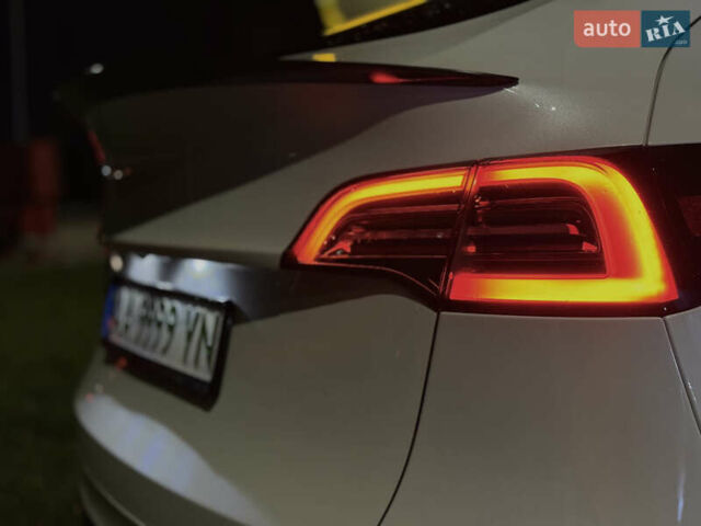 Белый Тесла Model Y, объемом двигателя 0 л и пробегом 58 тыс. км за 26250 $, фото 5 на Automoto.ua