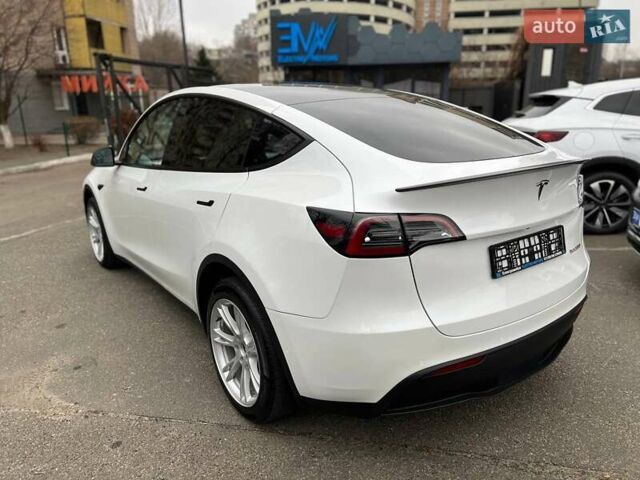 Білий Тесла Model Y, об'ємом двигуна 0 л та пробігом 47 тис. км за 23499 $, фото 15 на Automoto.ua