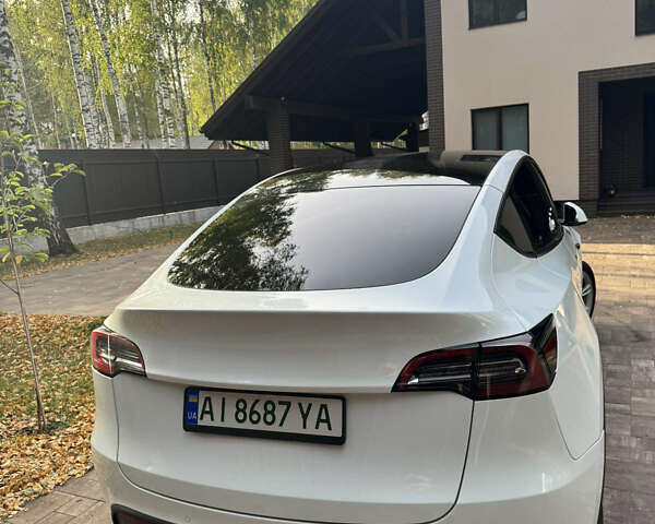 Белый Тесла Model Y, объемом двигателя 0 л и пробегом 137 тыс. км за 21500 $, фото 2 на Automoto.ua