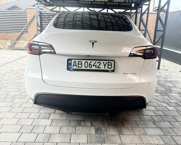 Білий Тесла Model Y, об'ємом двигуна 0 л та пробігом 72 тис. км за 29900 $, фото 4 на Automoto.ua