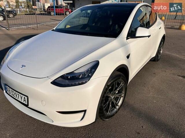 Белый Тесла Model Y, объемом двигателя 0 л и пробегом 47 тыс. км за 26000 $, фото 5 на Automoto.ua