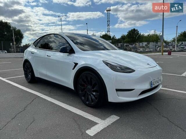 Белый Тесла Model Y, объемом двигателя 0 л и пробегом 87 тыс. км за 26999 $, фото 1 на Automoto.ua