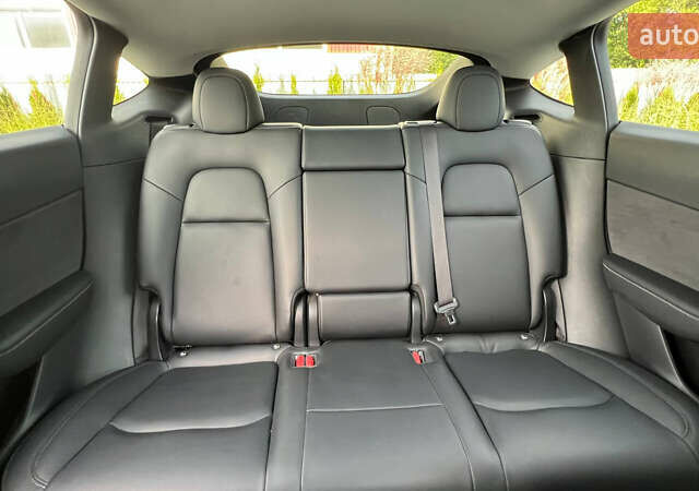 Тесла Model Y 2021 в Луцке на Automoto.ua Белый Тесла Model Y, объемом двигателя 0 л и пробегом 69 тыс. км за 22400 $, фото 16 на Automoto.ua