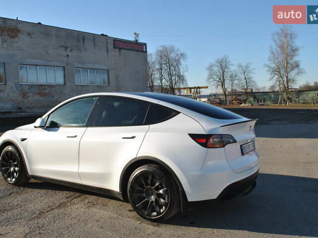 Белый Тесла Model Y, объемом двигателя 0 л и пробегом 54 тыс. км за 21600 $, фото 8 на Automoto.ua