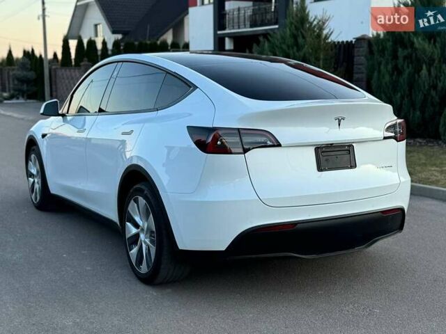 Белый Тесла Model Y, объемом двигателя 0 л и пробегом 38 тыс. км за 24100 $, фото 7 на Automoto.ua