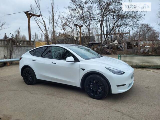 Белый Тесла Model Y, объемом двигателя 0 л и пробегом 76 тыс. км за 32800 $, фото 7 на Automoto.ua