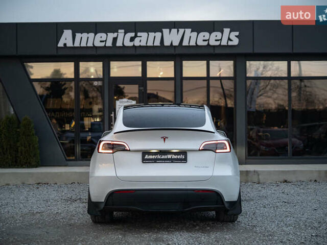 Белый Тесла Model Y, объемом двигателя 0 л и пробегом 69 тыс. км за 27500 $, фото 5 на Automoto.ua