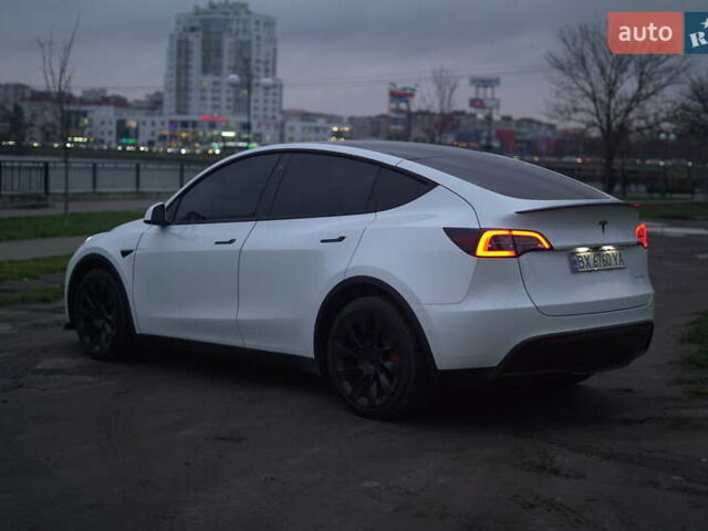 Білий Тесла Model Y, об'ємом двигуна 0 л та пробігом 66 тис. км за 23500 $, фото 12 на Automoto.ua