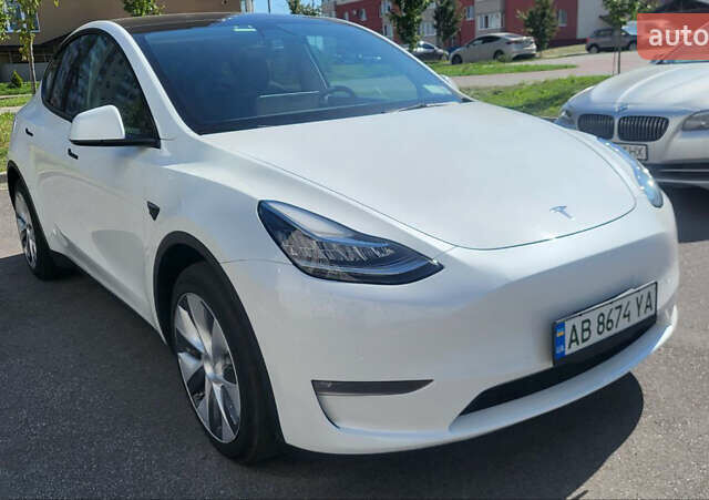 Белый Тесла Model Y, объемом двигателя 0 л и пробегом 74 тыс. км за 23800 $, фото 2 на Automoto.ua