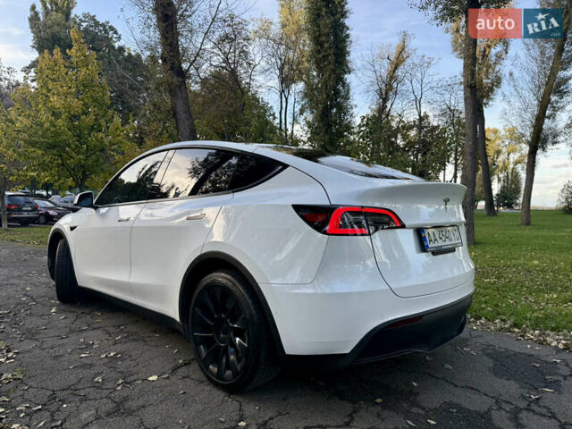 Белый Тесла Model Y, объемом двигателя 0 л и пробегом 99 тыс. км за 25499 $, фото 5 на Automoto.ua