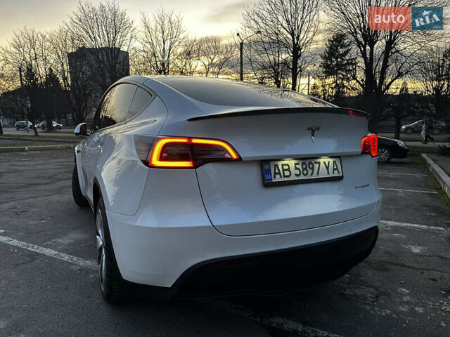 Белый Тесла Model Y, объемом двигателя 0 л и пробегом 55 тыс. км за 25450 $, фото 6 на Automoto.ua