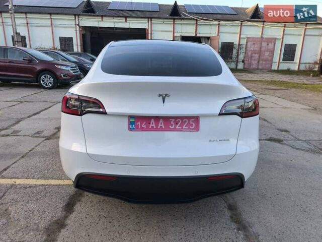 Білий Тесла Model Y, об'ємом двигуна 0 л та пробігом 86 тис. км за 25300 $, фото 6 на Automoto.ua