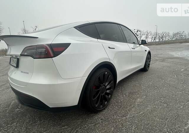 Білий Тесла Model Y, об'ємом двигуна 0 л та пробігом 65 тис. км за 37500 $, фото 7 на Automoto.ua