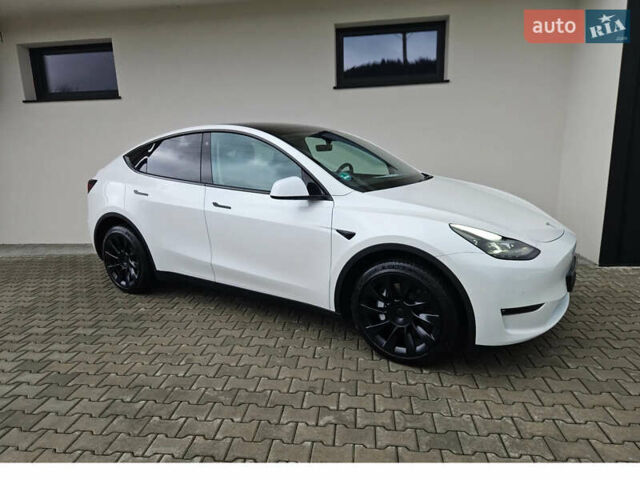 Белый Тесла Model Y, объемом двигателя 0 л и пробегом 212 тыс. км за 17100 $, фото 9 на Automoto.ua