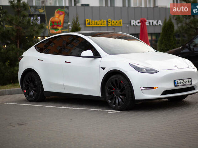 Белый Тесла Model Y, объемом двигателя 0 л и пробегом 55 тыс. км за 33000 $, фото 12 на Automoto.ua