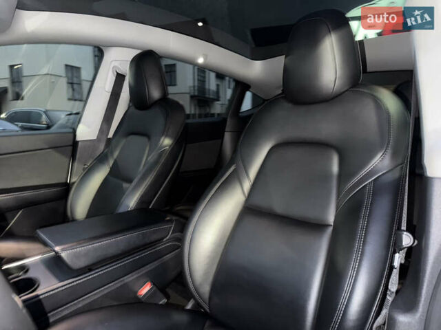 Белый Тесла Model Y, объемом двигателя 0 л и пробегом 128 тыс. км за 22600 $, фото 42 на Automoto.ua