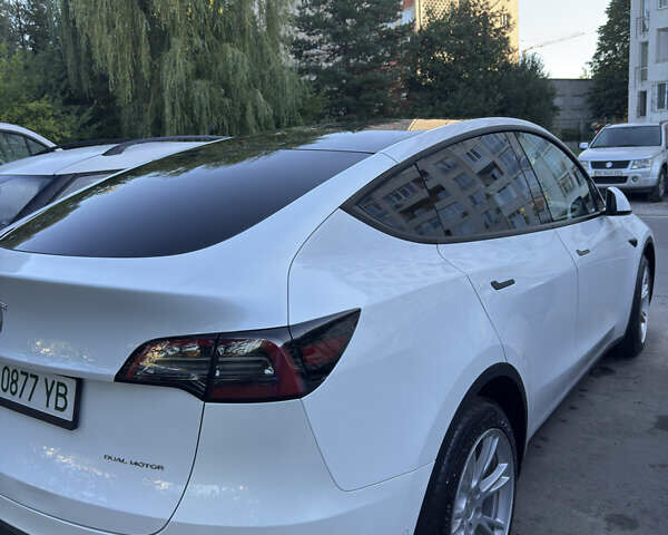 Белый Тесла Model Y, объемом двигателя 0 л и пробегом 92 тыс. км за 25200 $, фото 6 на Automoto.ua