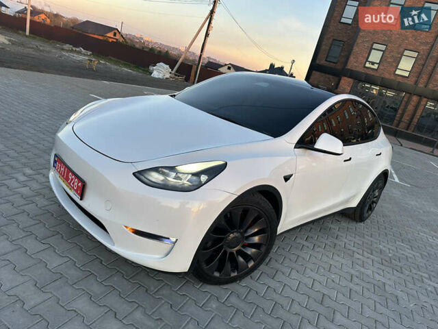 Білий Тесла Model Y, об'ємом двигуна 0 л та пробігом 105 тис. км за 24900 $, фото 16 на Automoto.ua