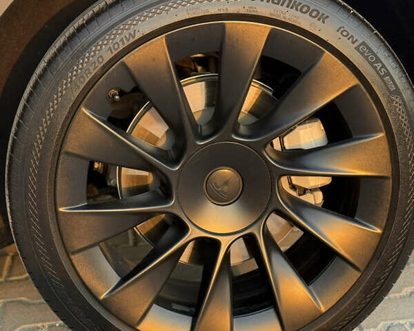Белый Тесла Model Y, объемом двигателя 0 л и пробегом 74 тыс. км за 24800 $, фото 11 на Automoto.ua
