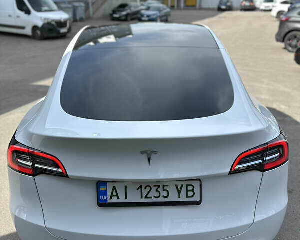 Белый Тесла Model Y, объемом двигателя 0 л и пробегом 44 тыс. км за 25900 $, фото 18 на Automoto.ua