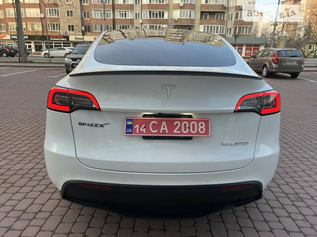 Белый Тесла Model Y, объемом двигателя 0 л и пробегом 21 тыс. км за 35500 $, фото 5 на Automoto.ua