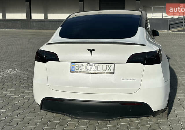 Білий Тесла Model Y, об'ємом двигуна 0 л та пробігом 63 тис. км за 28700 $, фото 13 на Automoto.ua