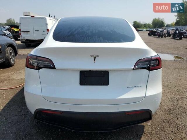 Белый Тесла Model Y, объемом двигателя 0 л и пробегом 37 тыс. км за 11000 $, фото 5 на Automoto.ua