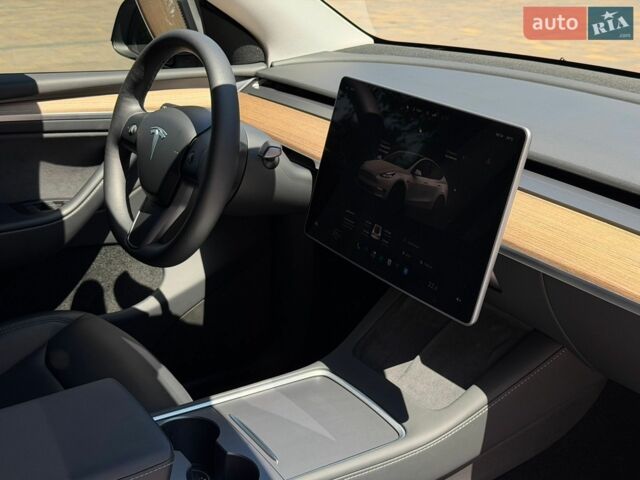 Білий Тесла Model Y, об'ємом двигуна 0 л та пробігом 42 тис. км за 32499 $, фото 21 на Automoto.ua