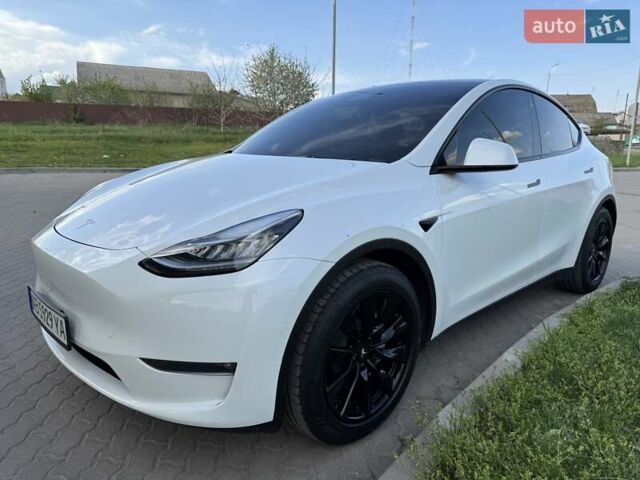 Белый Тесла Model Y, объемом двигателя 0 л и пробегом 59 тыс. км за 28800 $, фото 50 на Automoto.ua