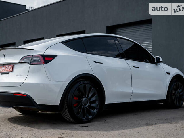 Белый Тесла Model Y, объемом двигателя 0 л и пробегом 10 тыс. км за 27900 $, фото 3 на Automoto.ua