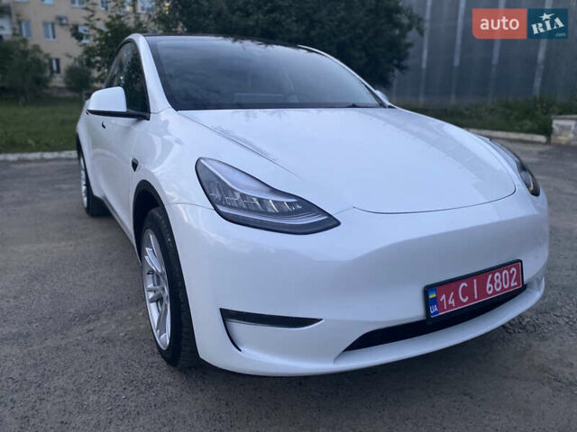 Белый Тесла Model Y, объемом двигателя 0 л и пробегом 58 тыс. км за 24000 $, фото 12 на Automoto.ua