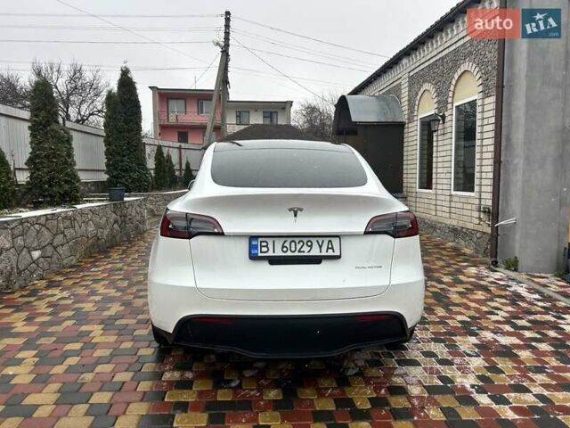 Белый Тесла Model Y, объемом двигателя 0 л и пробегом 94 тыс. км за 29999 $, фото 4 на Automoto.ua