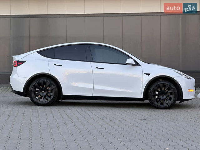 Белый Тесла Model Y, объемом двигателя 0 л и пробегом 47 тыс. км за 25900 $, фото 12 на Automoto.ua