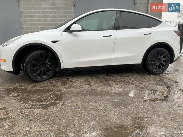 Белый Тесла Model Y, объемом двигателя 0 л и пробегом 4 тыс. км за 33000 $, фото 19 на Automoto.ua