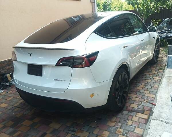 Тесла Model Y 2022 в Киеве на Automoto.ua Белый Тесла Model Y, объемом двигателя 0 л и пробегом 57 тыс. км за 25950 $, фото 10 на Automoto.ua
