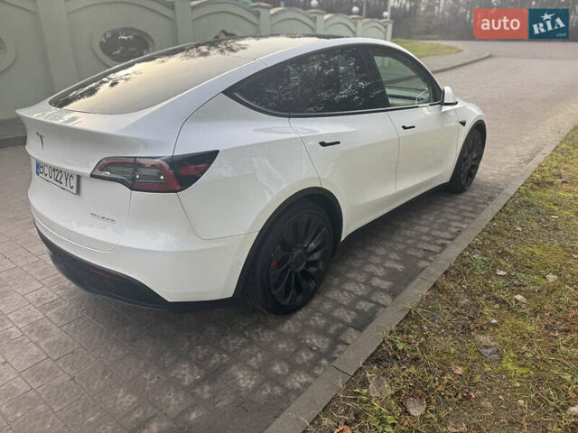 Белый Тесла Model Y, объемом двигателя 0 л и пробегом 86 тыс. км за 24500 $, фото 5 на Automoto.ua